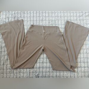 Oner active soft motion flare leggings